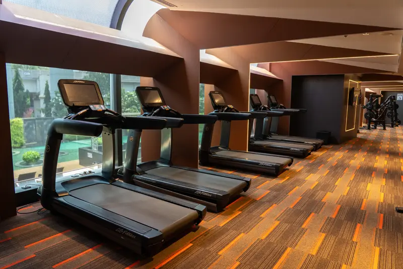 Gymnasium at Hotel Sahara Star